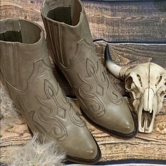 Western Ankle Boots - Picture 1 of 4
